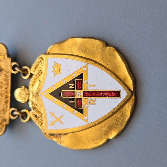 Vintage Humbolt Park Commandery 79 Knights Templar Medal Pin Badge Medallion - Picture 2 of 7